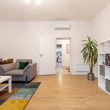 Petrova Street Apartment Zagreb Exterior photo
