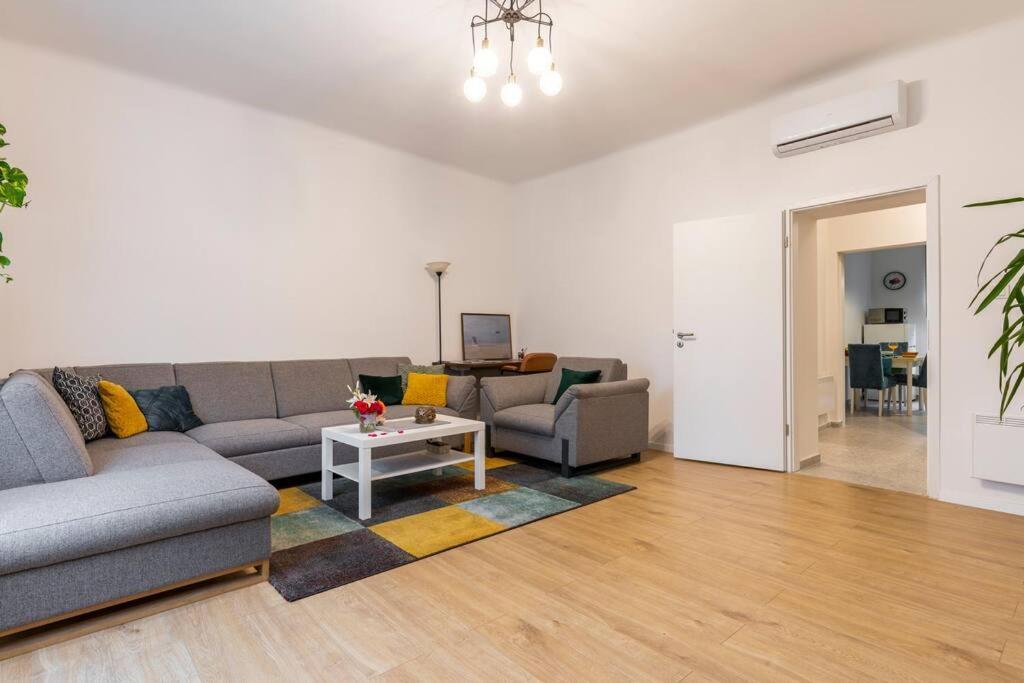 Petrova Street Apartment Zagreb Exterior photo